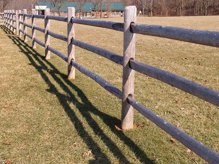 Wood fence styles that are popular in Keene NH